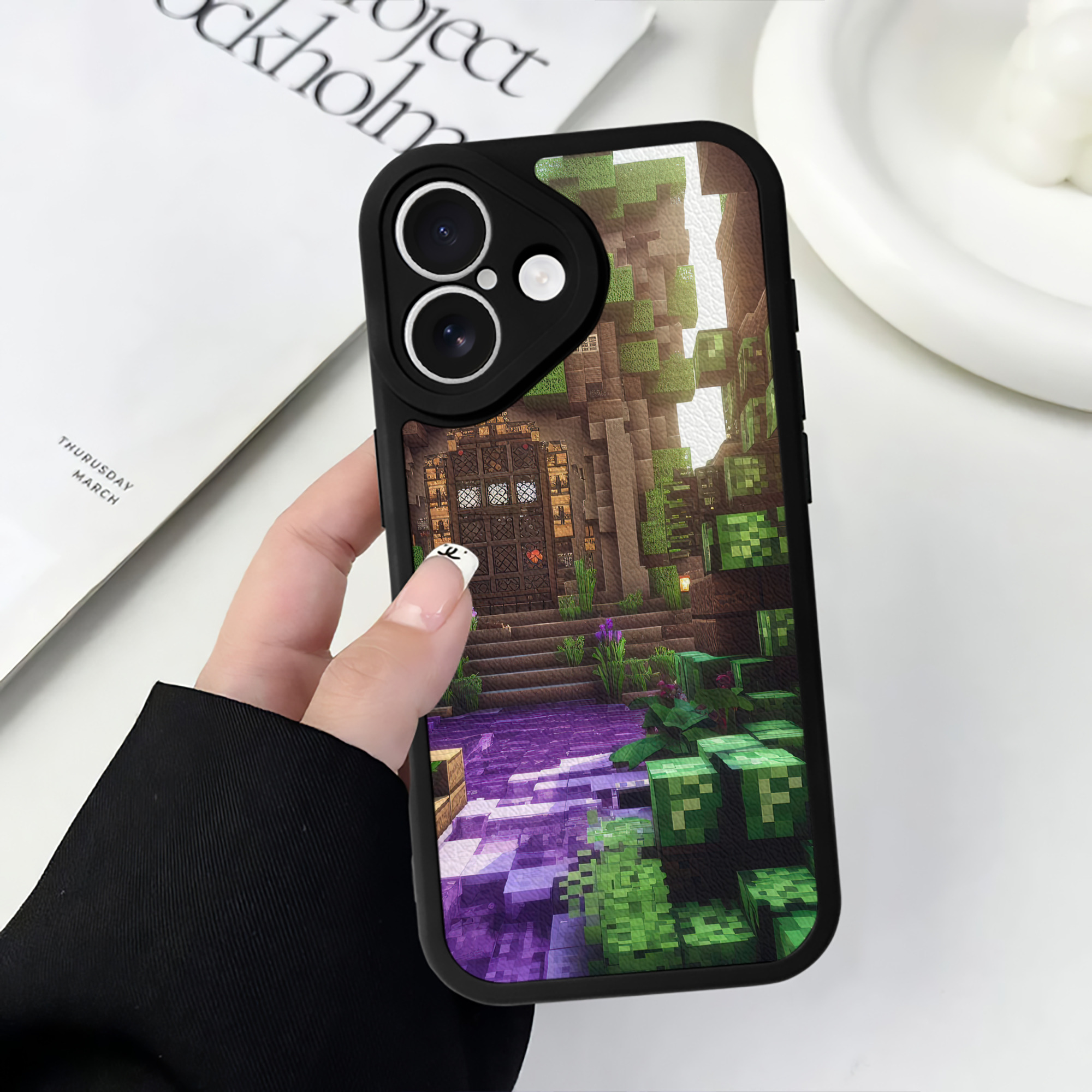 （画像用） マインクラフト ブロックの世界 Minecraft MC Block world 【iPhone 16シリーズ対応】シリコンスマホケース（レザー調） 材質：シリコン
